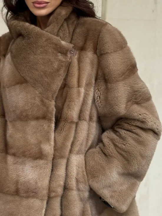 Норковая шуба бежевая