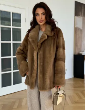 Бежевая короткая норковая шуба