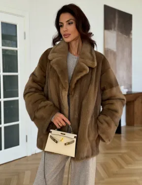 Бежевая короткая норковая шуба