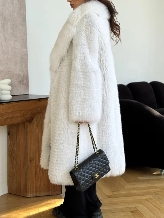 Шуба из белой арктической лисы - пошив в роспуск