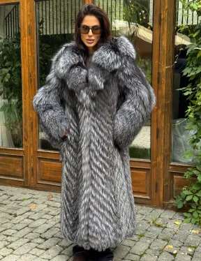 Длинная шуба из чернобурки в росшив