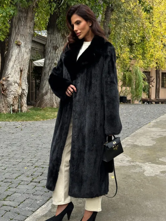 Черная норковая шуба