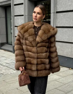 Шуба из натурального меха куницы с капюшоном