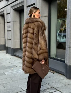 Шуба из куницы оверсайз