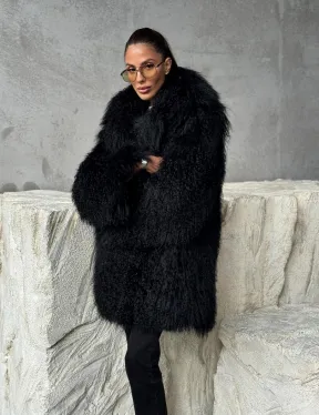 Черная шуба из ламы