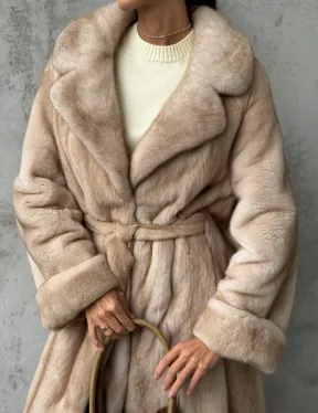 Длинная норковая шуба пастель