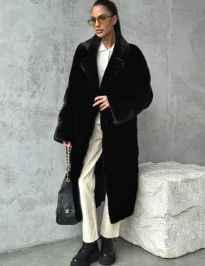 Черная шуба из меха норки SAGA FURS