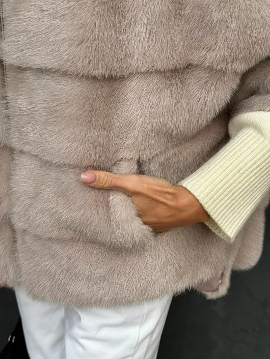 Кофта на молнии из меха норки