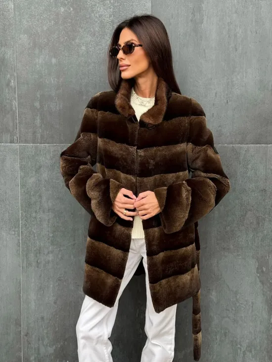 Шуба из кролика с норковым воротником