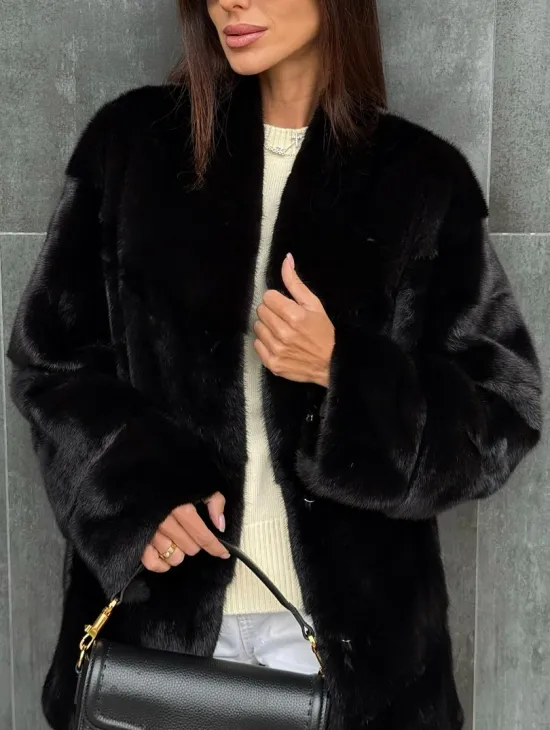 Черный норковый полушубок