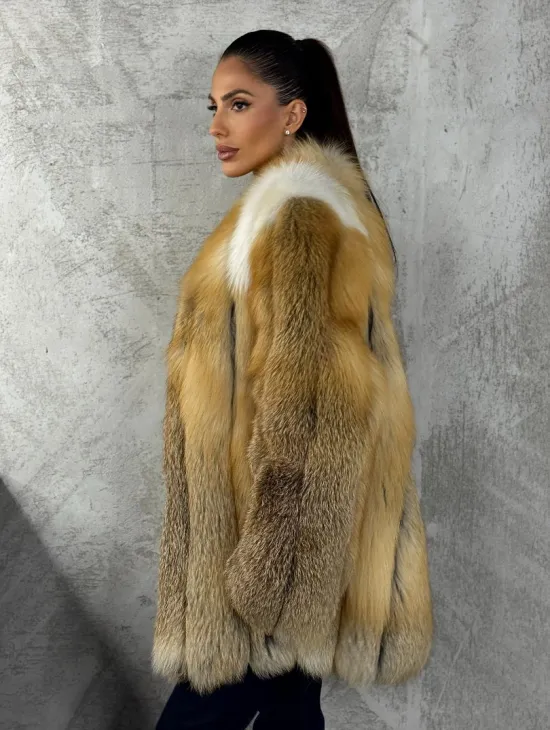 Шуба из меха лисы Gold