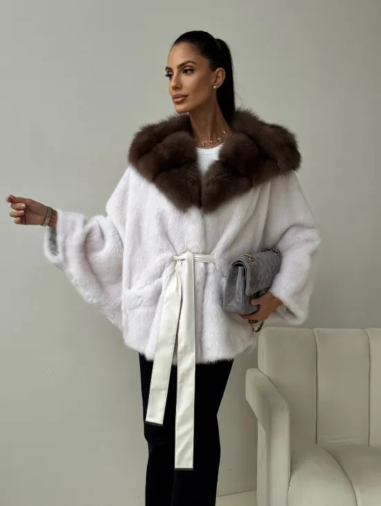 Белый норковый полушубок с куницей -  летучая мышь