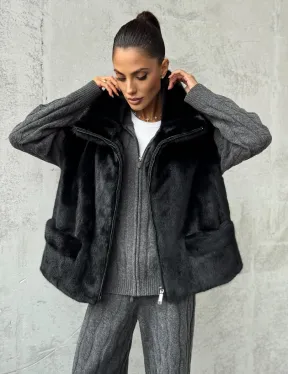 Черная норковая жилетка