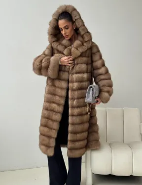 Шуба из куницы с капюшоном кобра