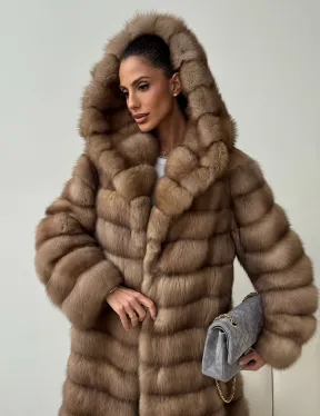 Шуба из куницы с капюшоном кобра