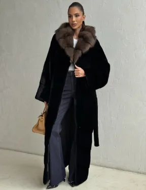 Длинная шуба из аукционного меха норки SAGA FURS