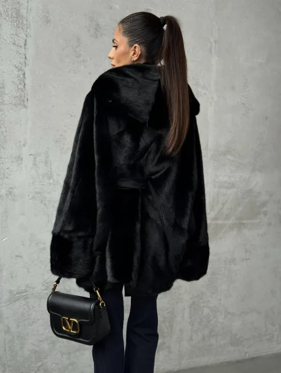 Полушубок черный норковый с капюшоном