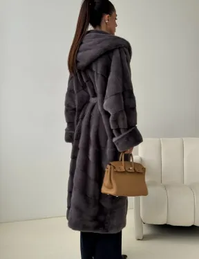 Длинная норковая шуба - капюшон кобра