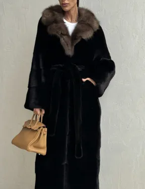 Черная норковая шуба - воротник куница