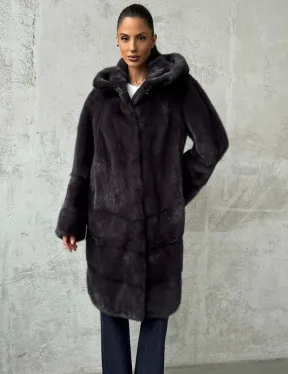 Женская норковая шуба с капюшоном