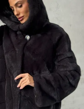 Норковая женская шуба с капюшоном