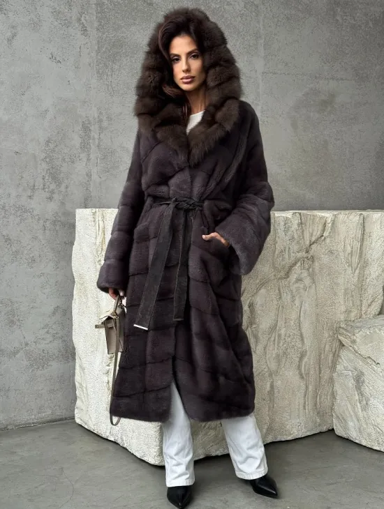 Шуба норковая графит с капюшоном куницы