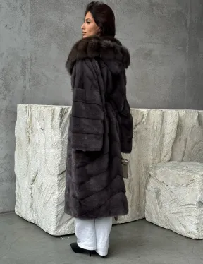 Шуба норковая графит с капюшоном куницы