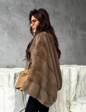 Норковое пончо с рукавами «летучая мышь»