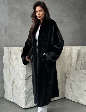 Черная норковая шуба из меха Saga furs