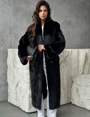 Черная норковая шуба из меха Saga furs