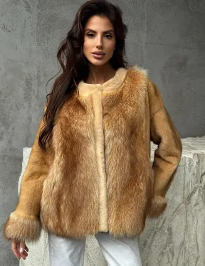 Норковый жакет с отделкой из меха енота