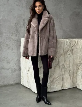 Короткая женская норковая шуба