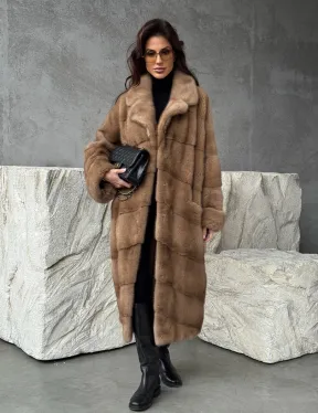 Бежевая норковая шуба oversize