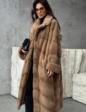 Бежевая норковая шуба oversize