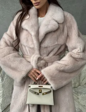 Светлая классическая норковая шуба