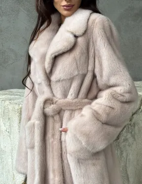 Светлая классическая норковая шуба