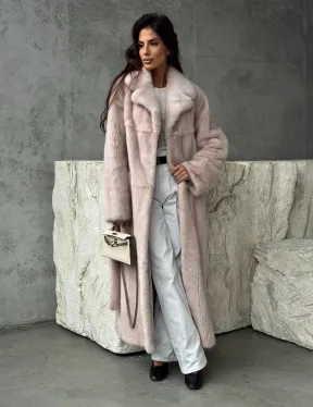 Светлая классическая норковая шуба