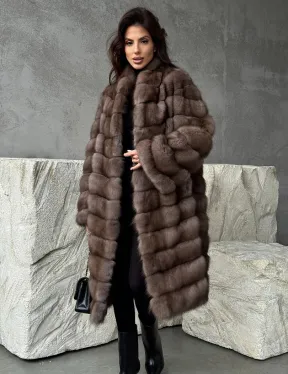 Шуба из куницы V-образный воротник