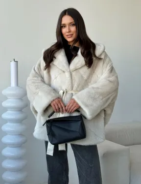 Шуба автоледи под пояс из меха норки