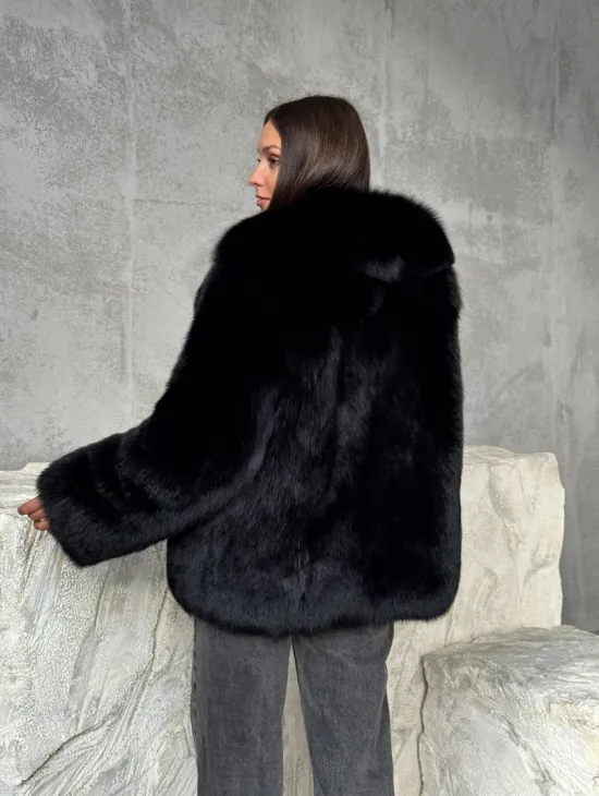 Черная шуба из лисы