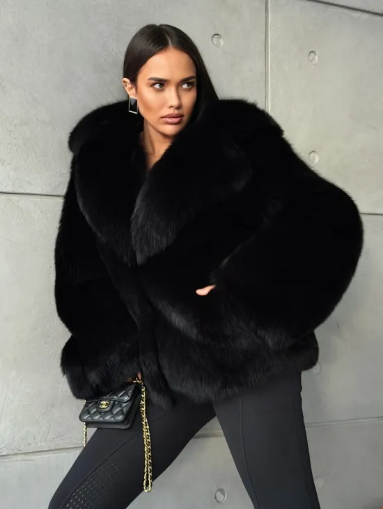 Черная шуба из лисы