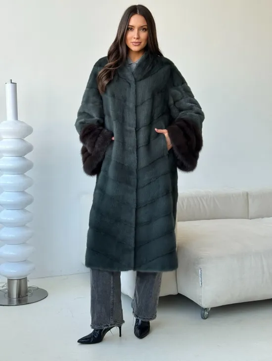 Норковая шуба с манжетами из куницы - цвет зеленый