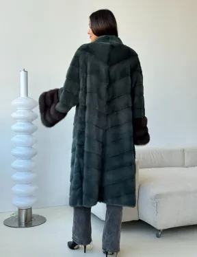 Норковая шуба с манжетами из куницы - цвет зеленый