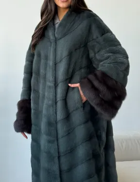 Норковая шуба с манжетами из куницы - цвет зеленый