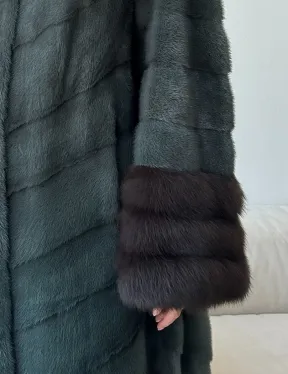 Норковая шуба с манжетами из куницы - цвет зеленый