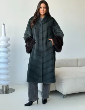 Норковая шуба с манжетами из куницы - цвет зеленый