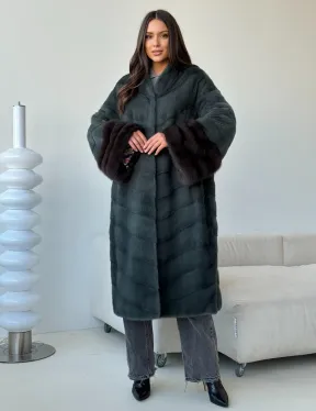 Норковая шуба с манжетами из куницы - цвет зеленый