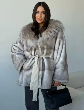 Шуба из натуральной норки с капюшоном из рыси