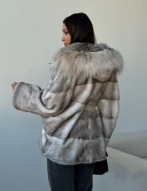 Шуба из натуральной норки с капюшоном из рыси
