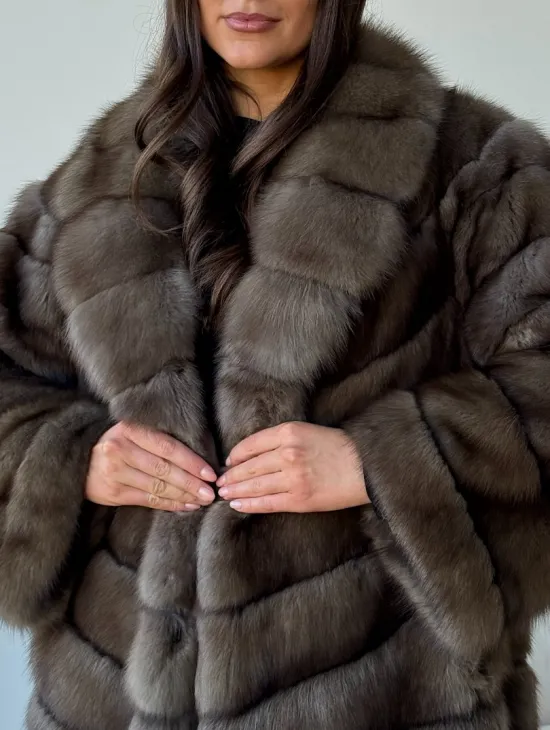 Длинная шуба из соболя